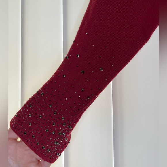 Red Embellished Sweater - Picture 5 of 7